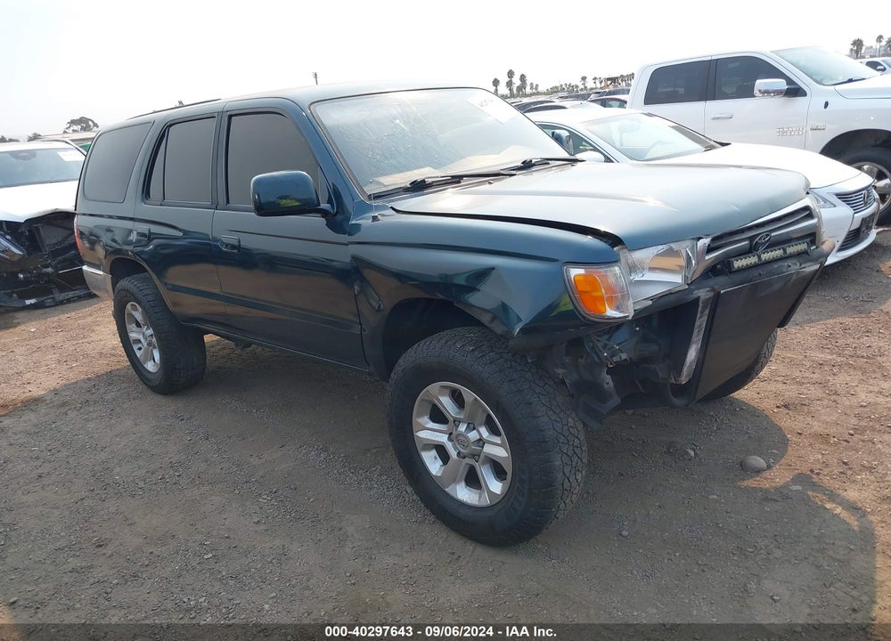 1998 TOYOTA 4RUNNER SR5 V6 VIN: JT3GN86R8W0061789
