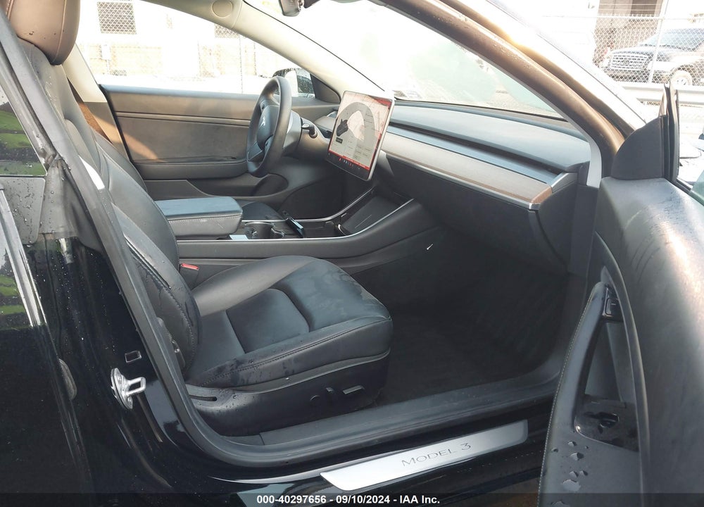 2020 TESLA MODEL 3 STANDARD RANGE PLUS REAR-WHEEL DRIVE/STANDARD RANGE REAR-WHEEL DRIVE VIN: 5YJ3E1EA4LF784680