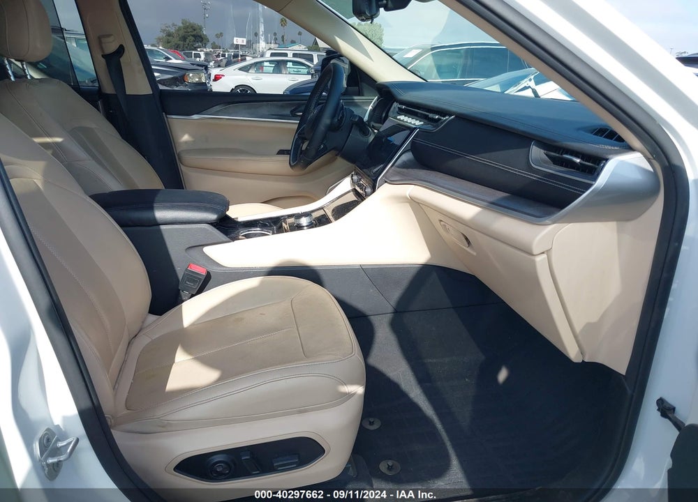 2022 JEEP GRAND CHEROKEE L LIMITED 4X4 VIN: 1C4RJKBG9N8577323