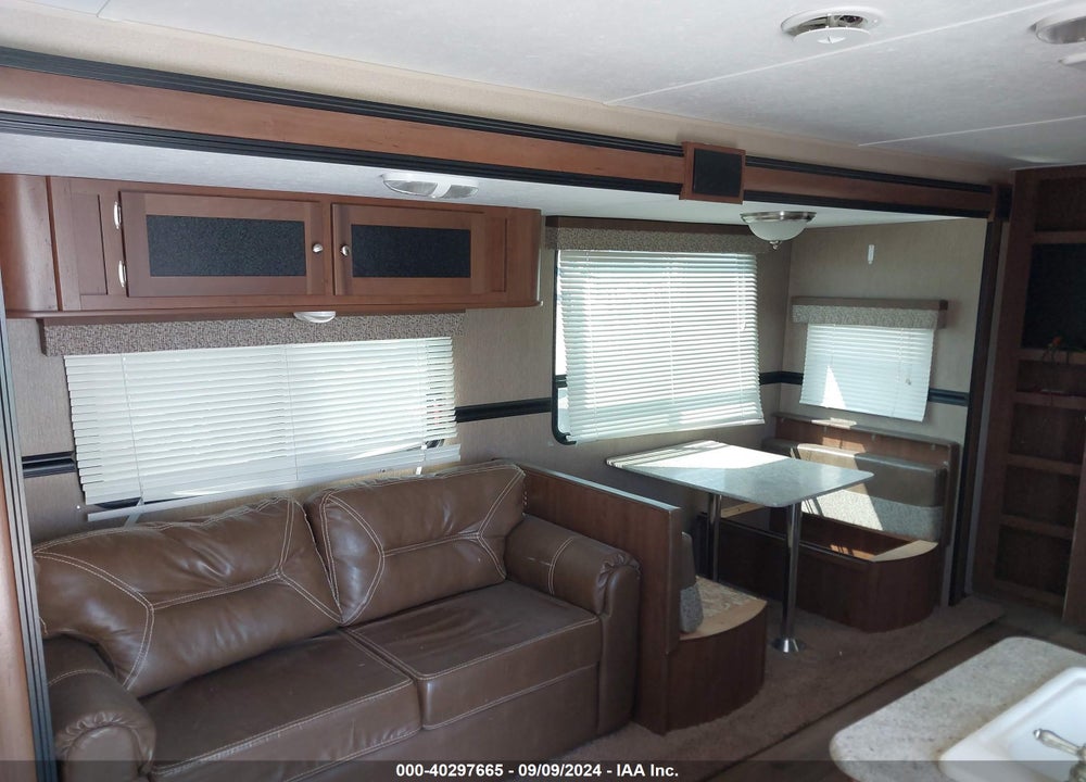 2015 KEYSTONE TRAVEL TRAILER VIN: 4YDT27825FH921210