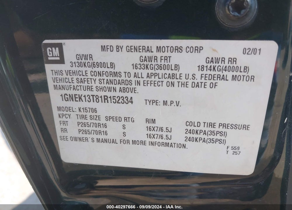 2001 CHEVROLET TAHOE LT VIN: 1GNEK13T81R152334