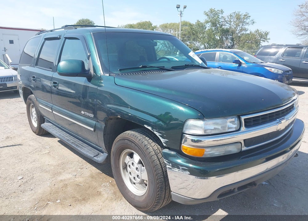 2001 CHEVROLET TAHOE LT VIN: 1GNEK13T81R152334