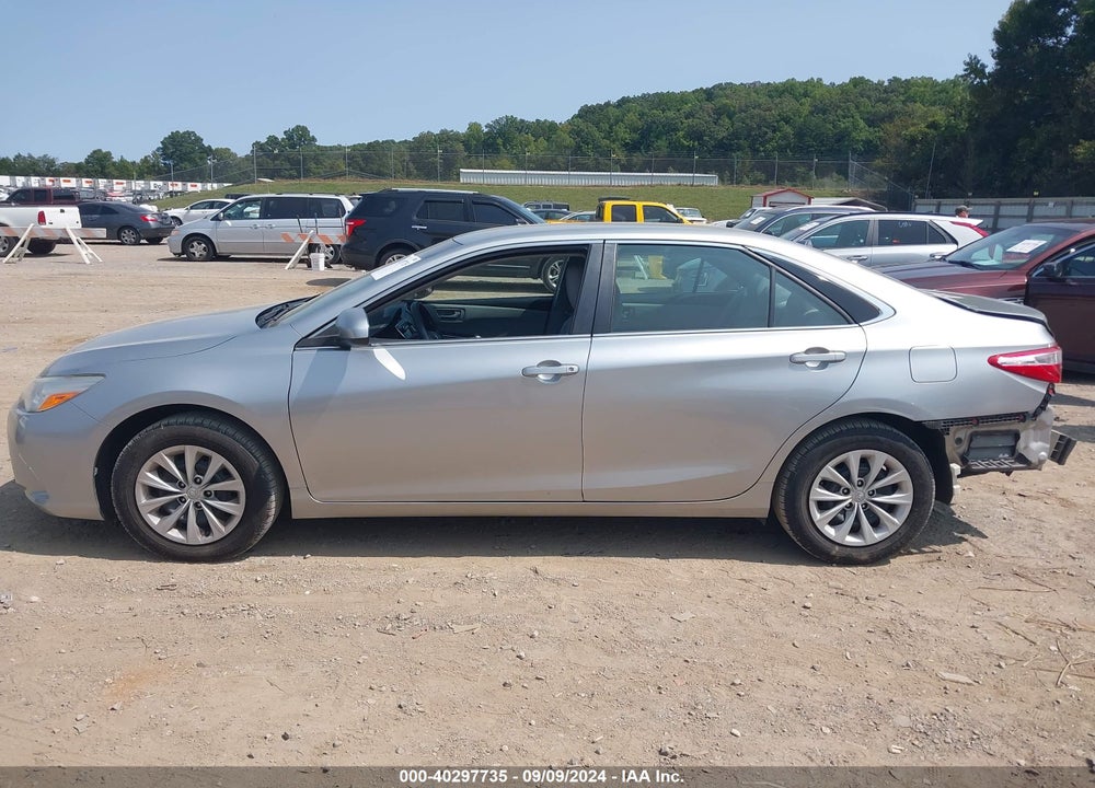 2017 TOYOTA CAMRY LE VIN: 4T1BF1FK7HU651874