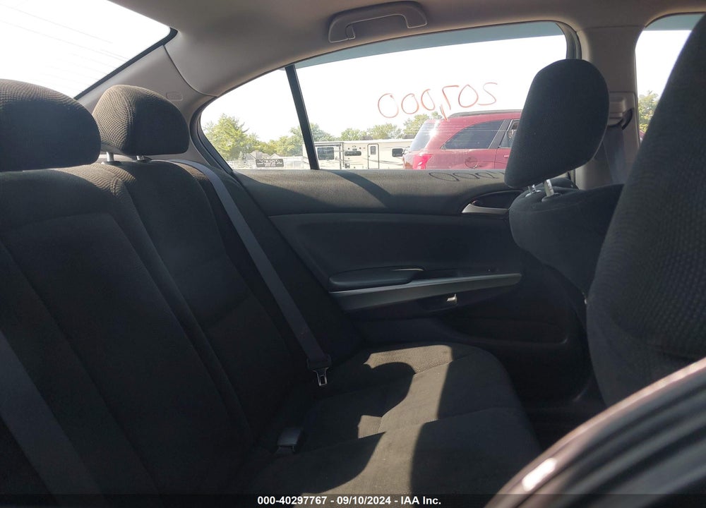 2010 HONDA ACCORD 2.4 EX VIN: 1HGCP2F7XAA030435