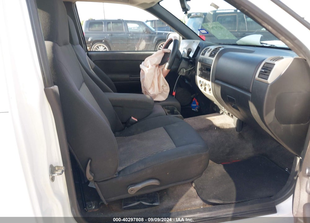 2009 GMC CANYON WORK TRUCK VIN: 1GTCS149398135932