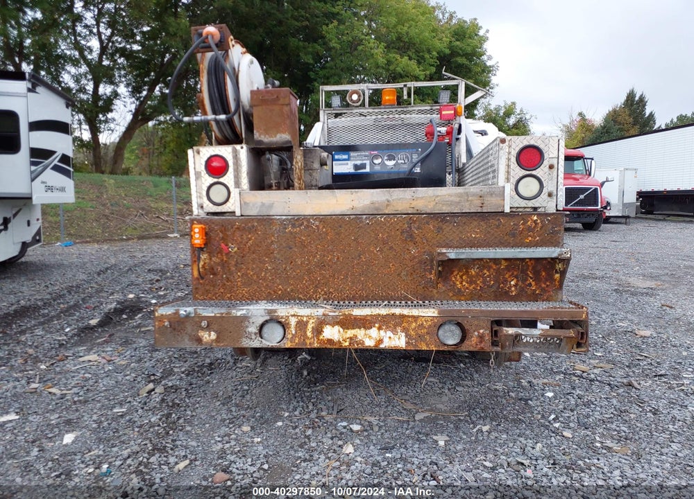 2011 FORD F-350 XL VIN: 1FD7W3B60BEB70263
