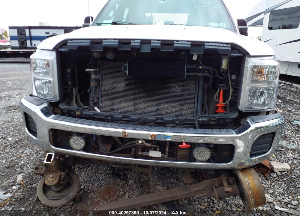 2011 FORD F-350 XL VIN: 1FD7W3B60BEB70263