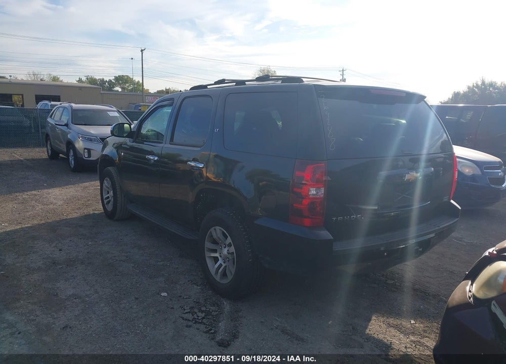 2007 CHEVROLET TAHOE LT VIN: 1GNFK13077J269288
