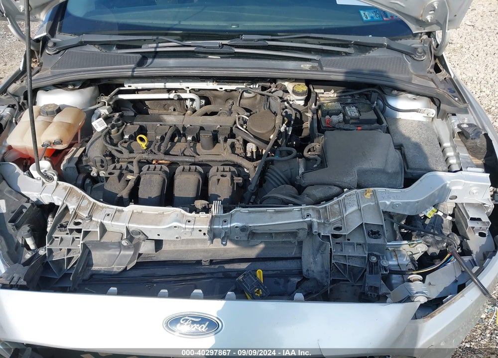 2015 FORD FOCUS SE VIN: 1FADP3K29FL383348