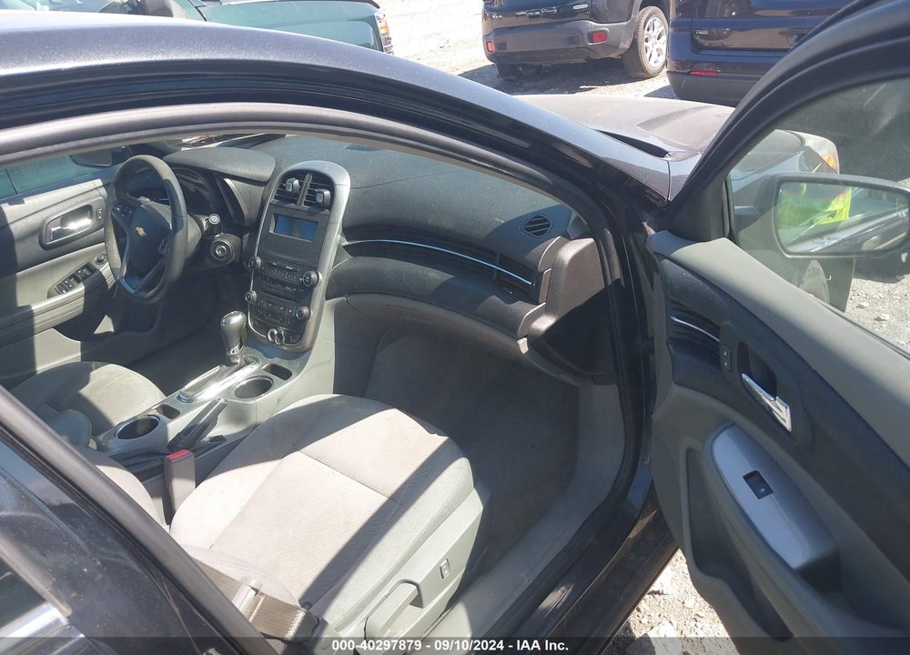 2014 CHEVROLET MALIBU 1LS VIN: 1G11B5SL7EF179587