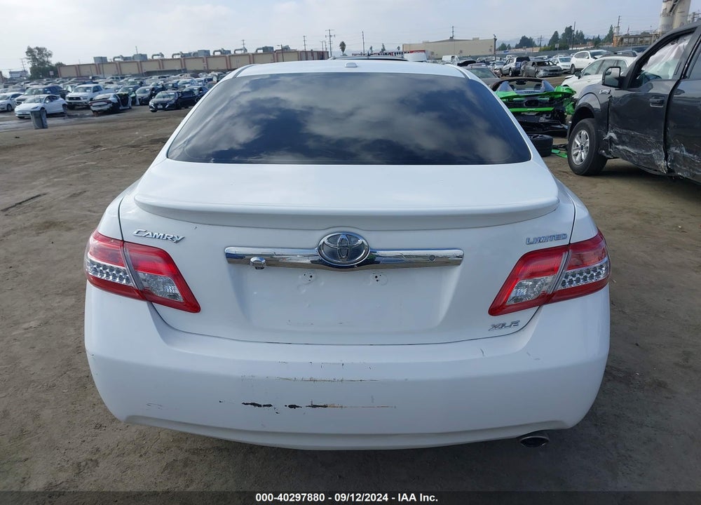 2011 TOYOTA CAMRY XLE VIN: 4T4BF3EK4BR144537