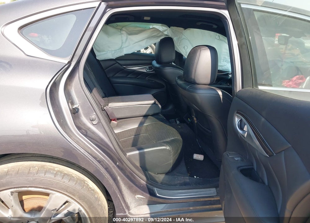 2014 INFINITI Q70 3.7X VIN: JN1BY1ARXEM320479