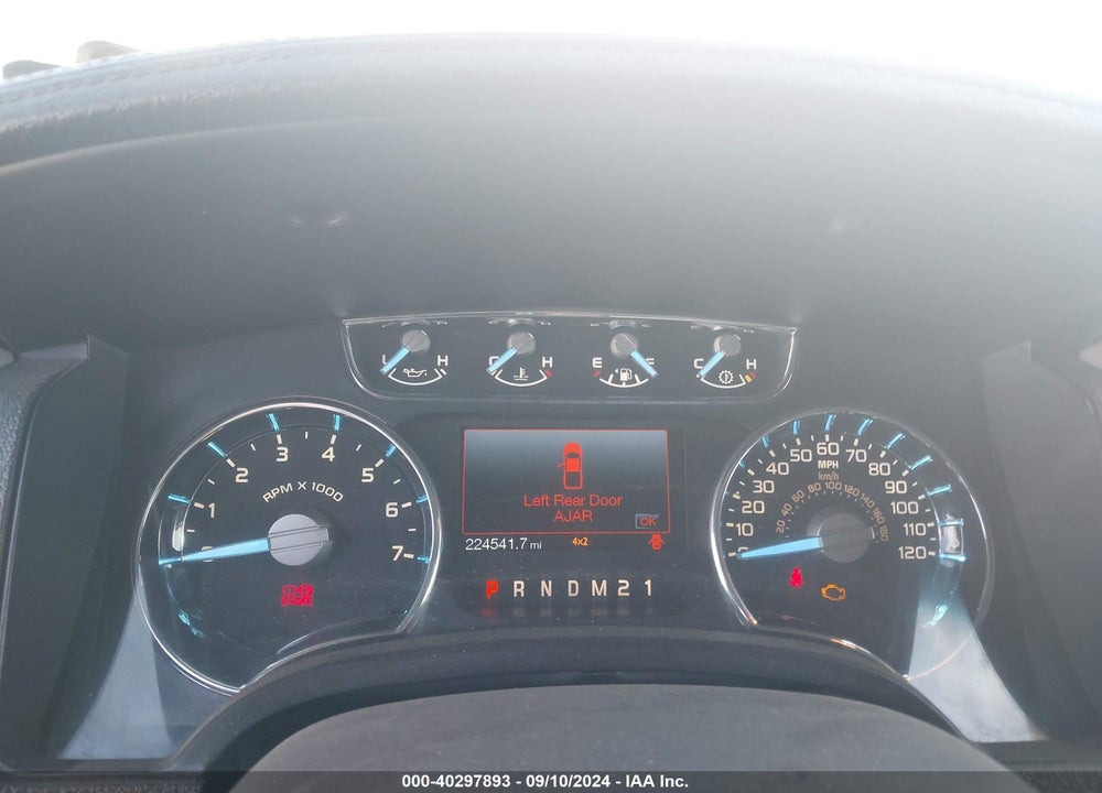 2011 FORD F-150 LARIAT VIN: 1FTFW1EF6BFA36075