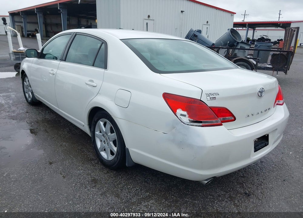 2005 TOYOTA AVALON XL VIN: 4T1BK36B35U040016