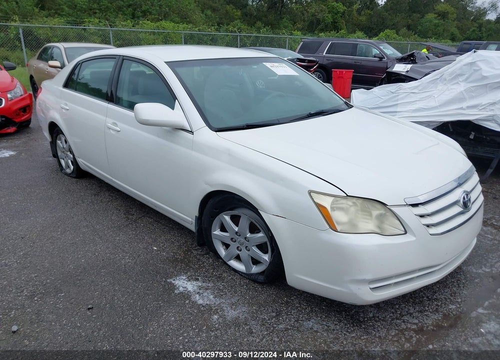 2005 TOYOTA AVALON XL VIN: 4T1BK36B35U040016
