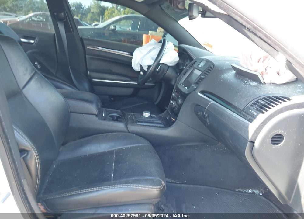 2018 CHRYSLER 300 300S VIN: 2C3CCABG4JH191671