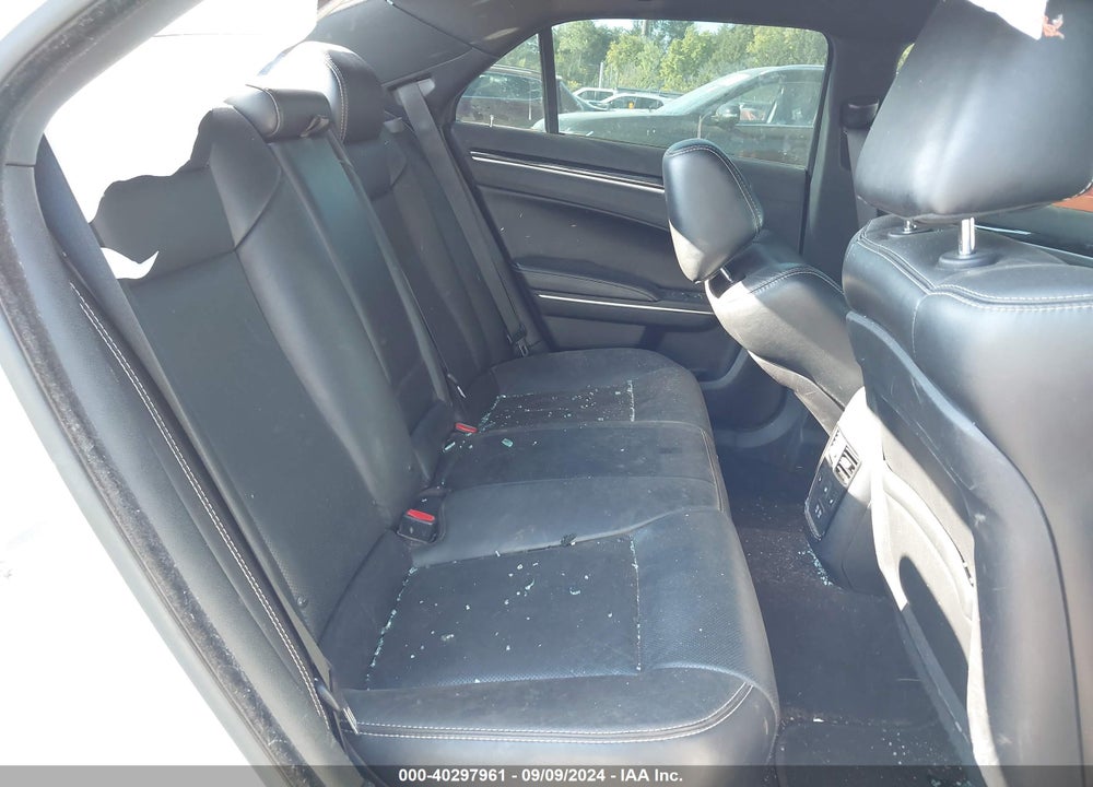 2018 CHRYSLER 300 300S VIN: 2C3CCABG4JH191671