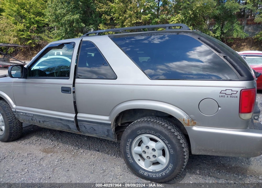 1999 CHEVROLET BLAZER VIN: 1GNCT18W6XK200602
