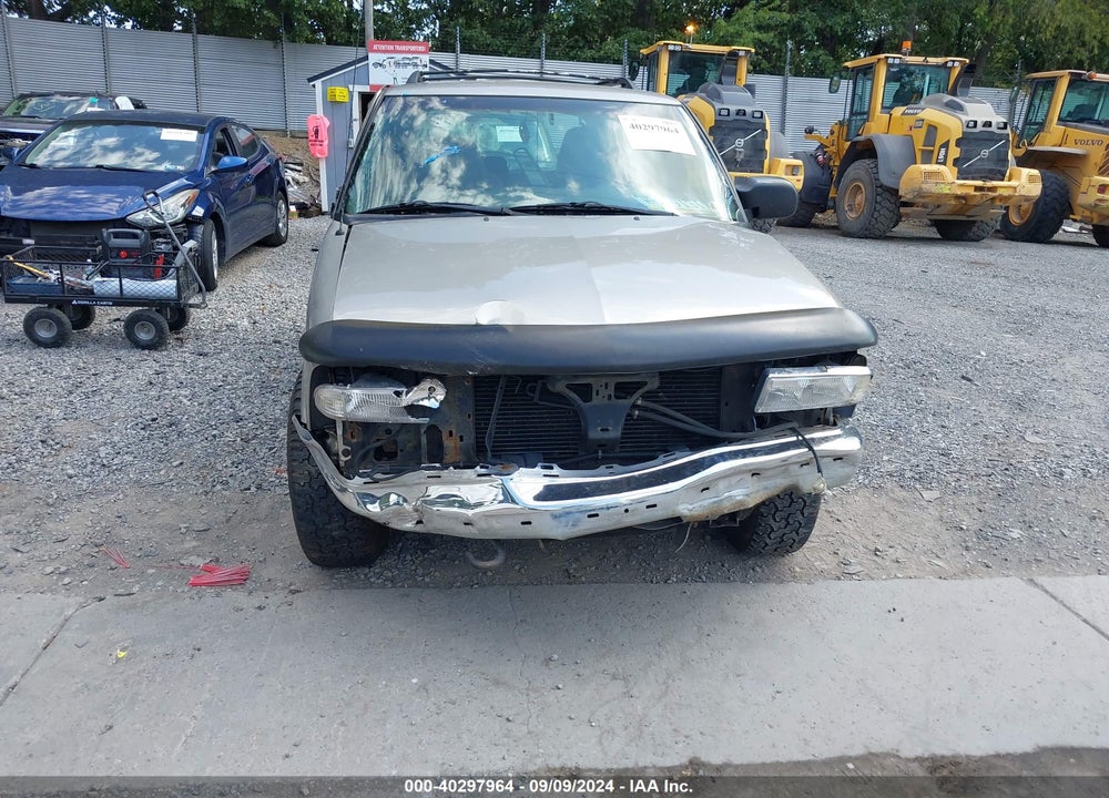 1999 CHEVROLET BLAZER VIN: 1GNCT18W6XK200602