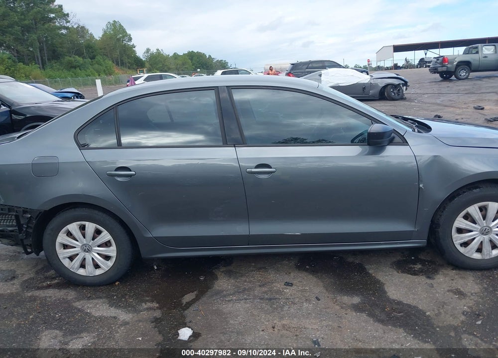 2014 VOLKSWAGEN JETTA 2.0L S VIN: 3VW2K7AJ6EM294136