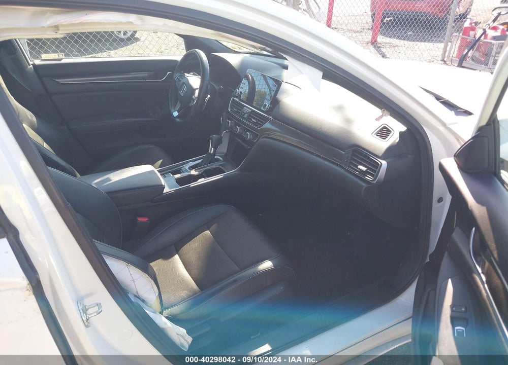 2018 HONDA ACCORD SPORT VIN: 1HGCV1F30JA048181