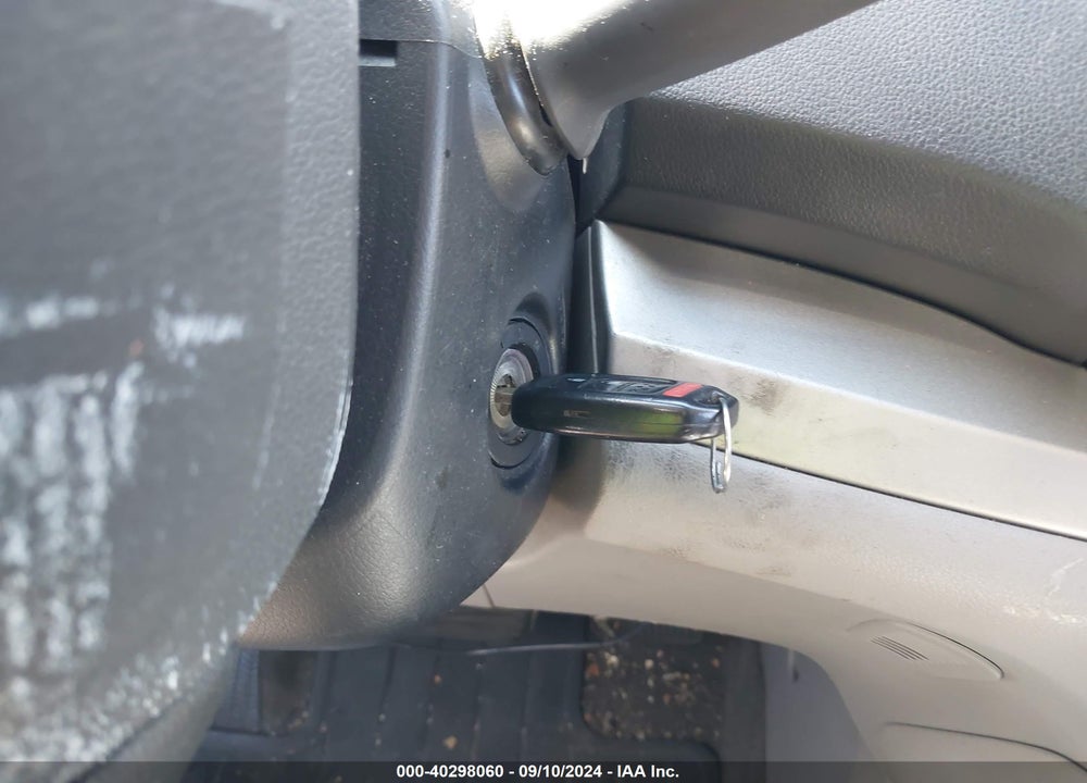 2014 HONDA CR-V LX VIN: 5J6RM3H34EL032378