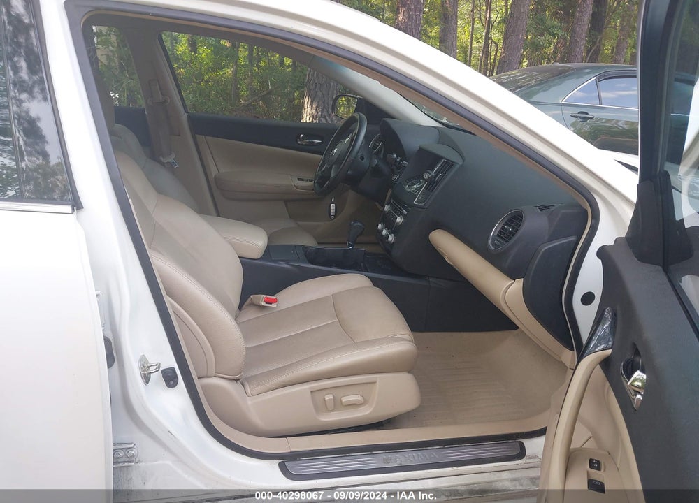 2014 NISSAN MAXIMA 3.5 SV VIN: 1N4AA5APXEC913645