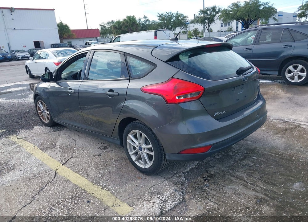 2015 FORD FOCUS SE VIN: 1FADP3K25FL215285
