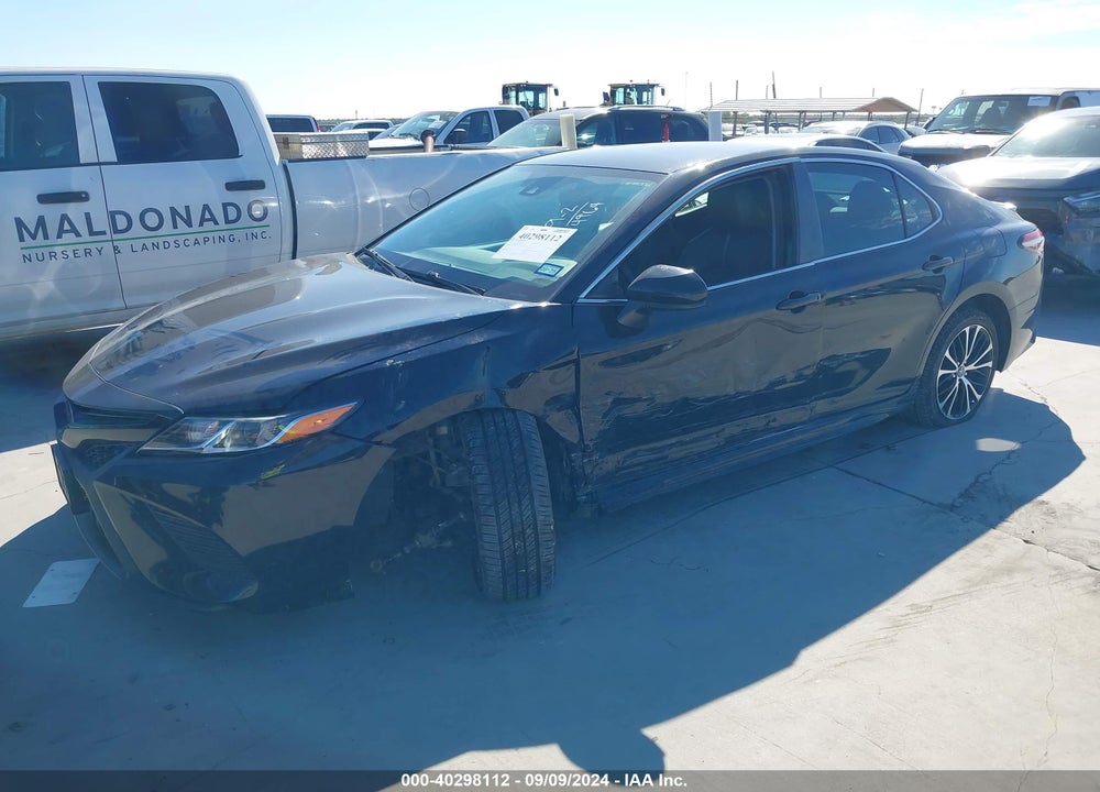 2019 TOYOTA CAMRY SE VIN: 4T1B11HK2KU786358