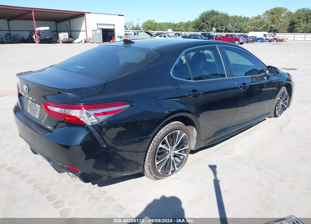 2019 TOYOTA CAMRY SE VIN: 4T1B11HK2KU786358