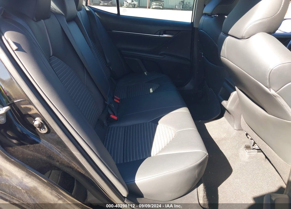 2019 TOYOTA CAMRY SE VIN: 4T1B11HK2KU786358