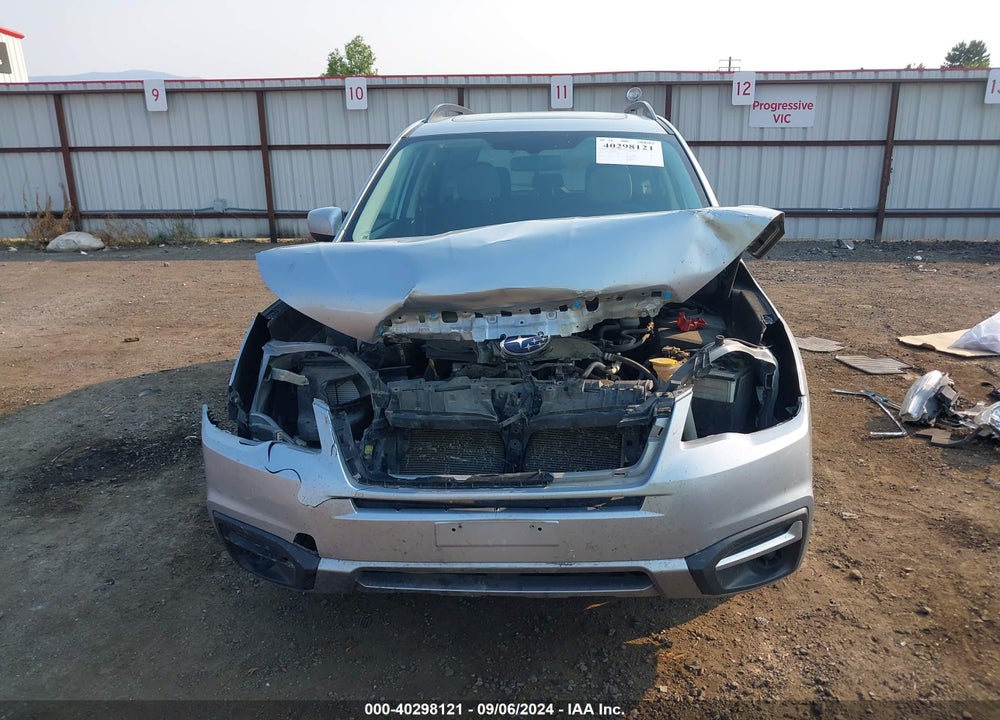 2018 SUBARU FORESTER 2.5I PREMIUM VIN: JF2SJAEC0JH442022