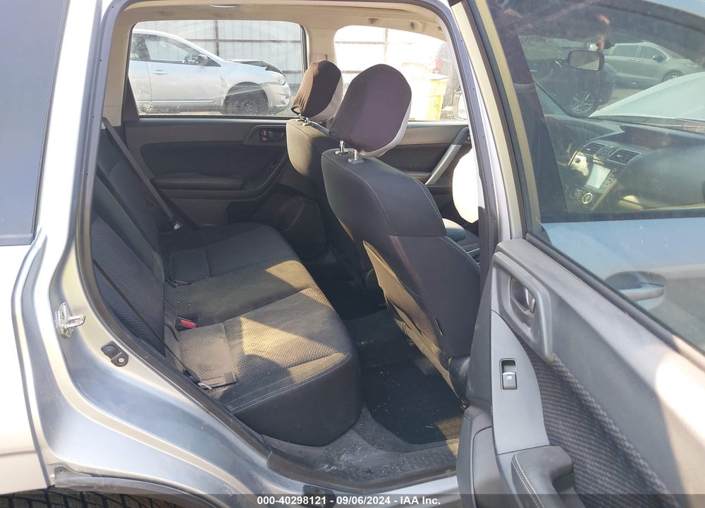 2018 SUBARU FORESTER 2.5I PREMIUM VIN: JF2SJAEC0JH442022