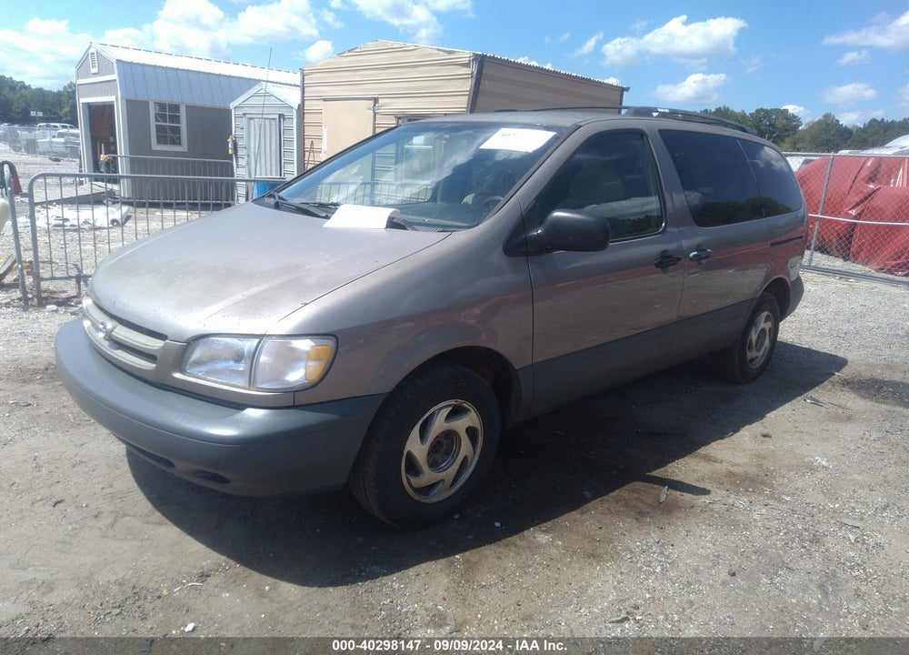 1998 TOYOTA SIENNA LE VIN: 4T3ZF13CXWU005938