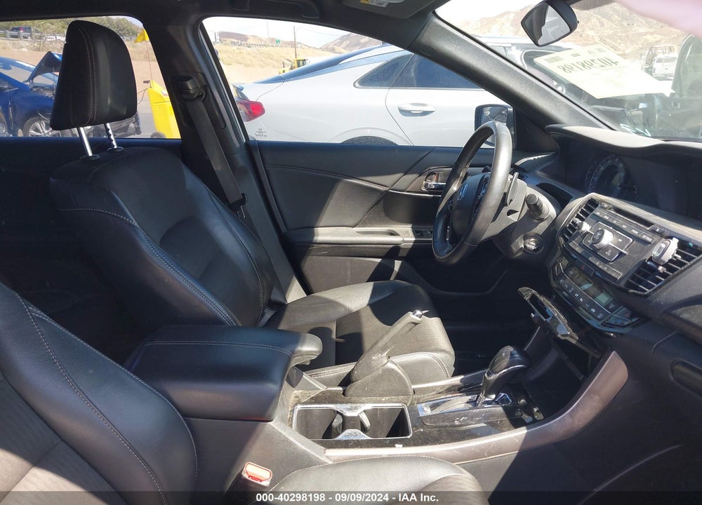 2016 HONDA ACCORD SPORT VIN: 1HGCR2F67GA156147