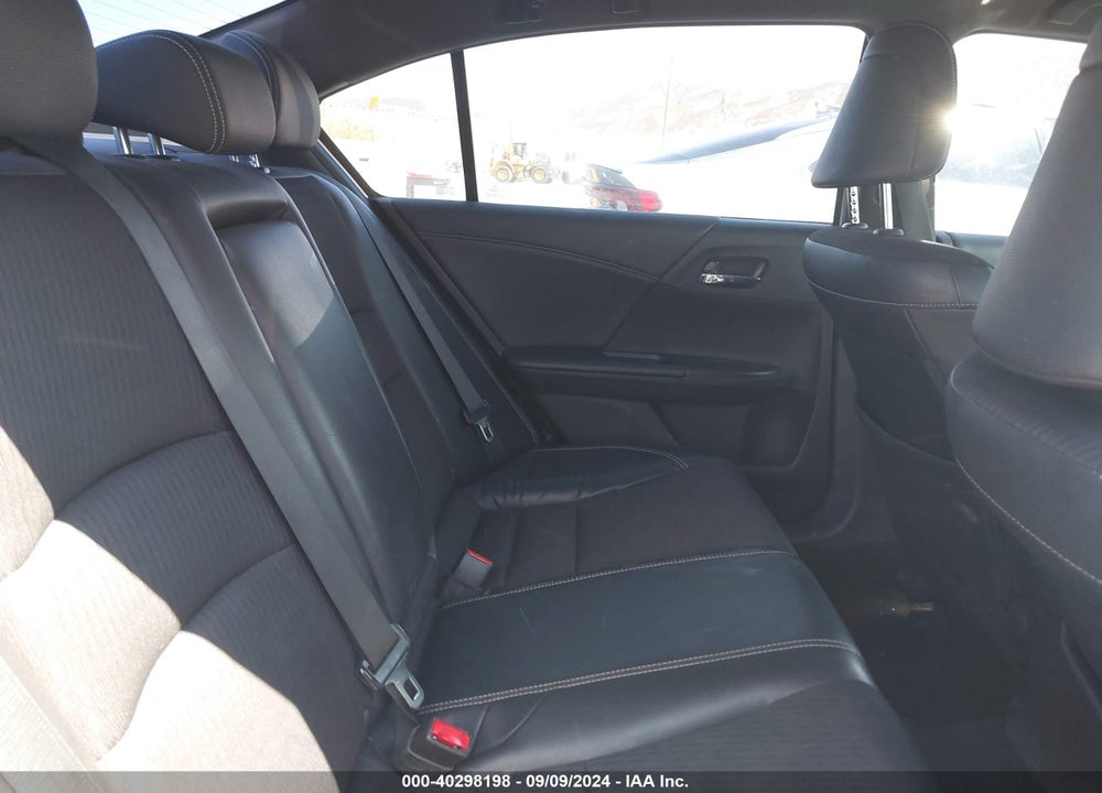 2016 HONDA ACCORD SPORT VIN: 1HGCR2F67GA156147