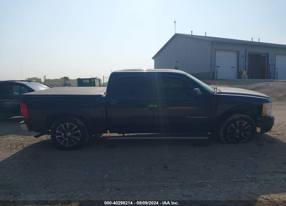 2011 CHEVROLET SILVERADO 1500 LT VIN: 3GCPKSE33BG206628