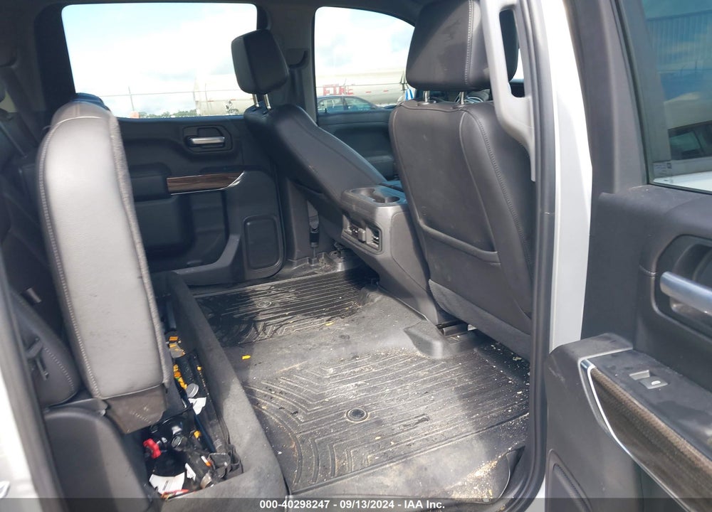 2020 CHEVROLET SILVERADO 1500 4WD SHORT BED RST VIN: 3GCUYEED3LG322943