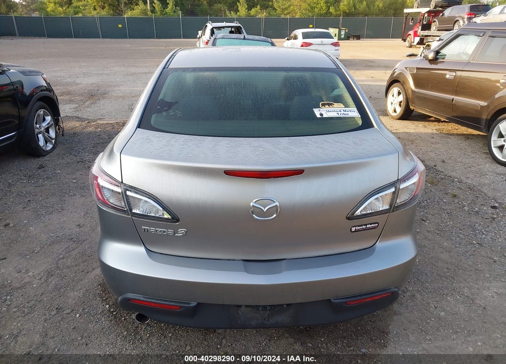 2011 MAZDA 3 I TOURING VIN: JM1BL1VF4B1383358