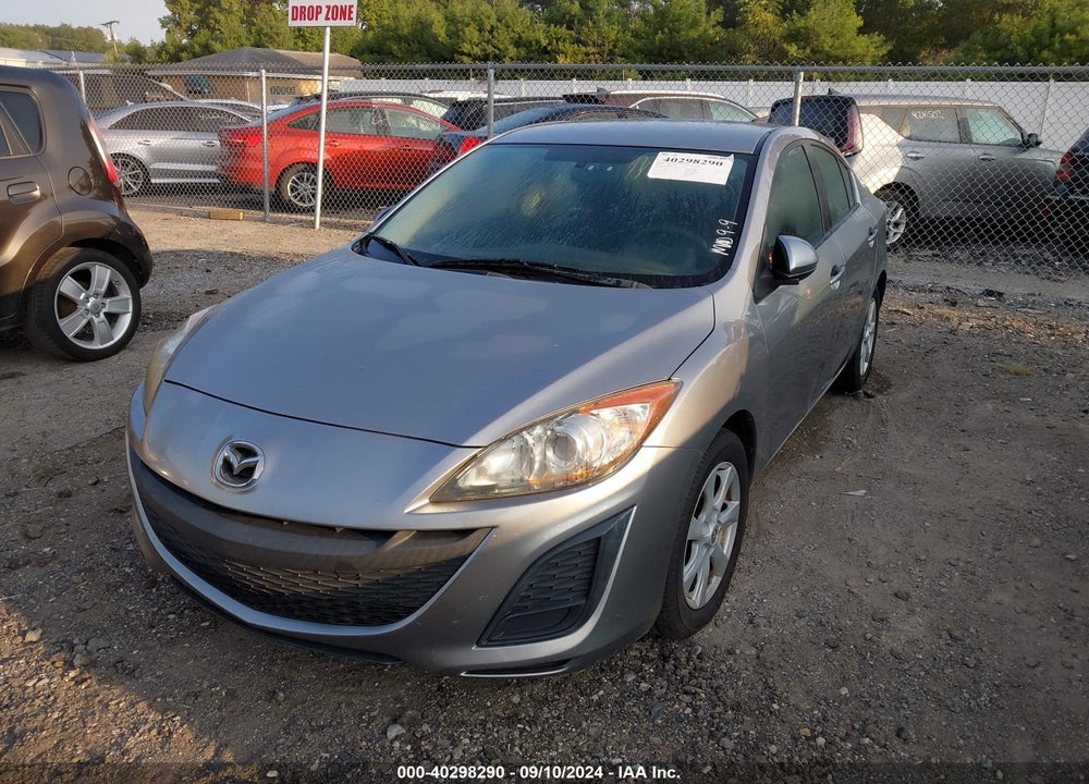 2011 MAZDA 3 I TOURING VIN: JM1BL1VF4B1383358