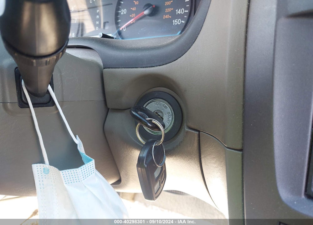 2002 HYUNDAI SONATA VIN: KMHWF25S32A600731