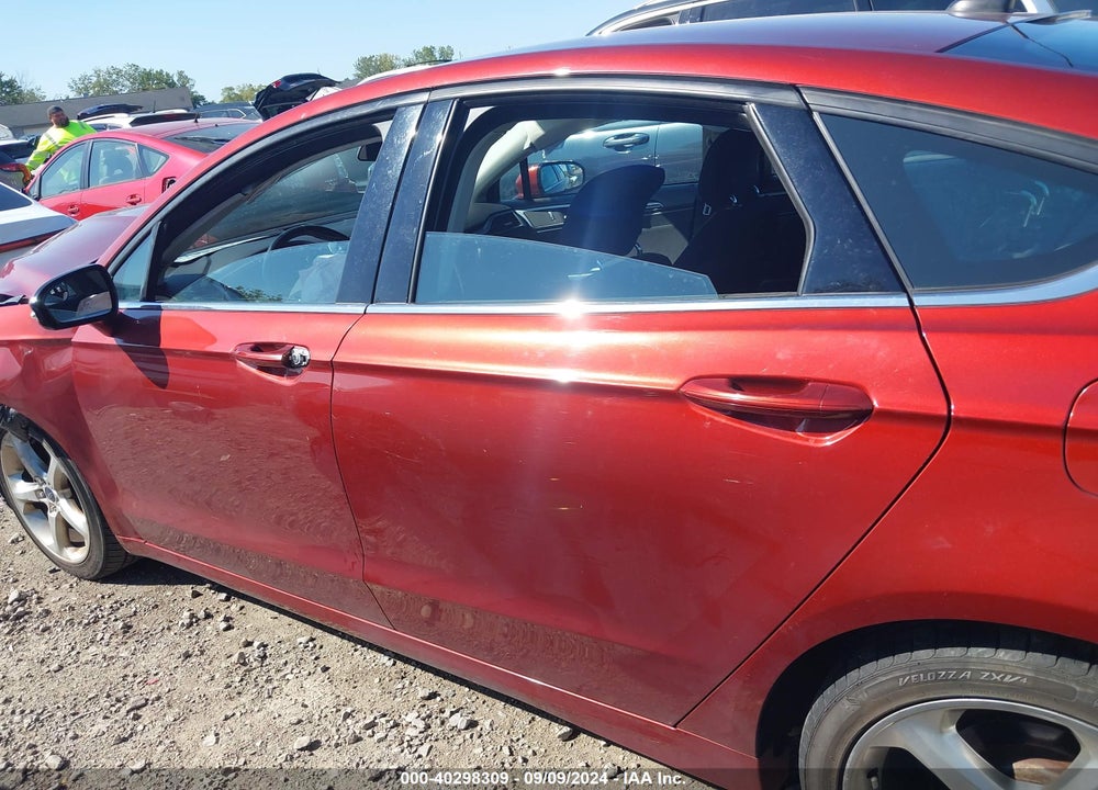 2014 FORD FUSION SE VIN: 3FA6P0HD7ER319339