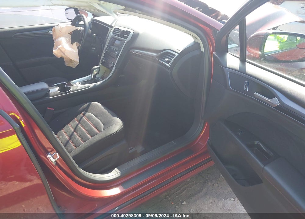 2014 FORD FUSION SE VIN: 3FA6P0HD7ER319339