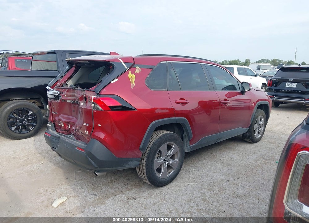 2022 TOYOTA RAV4 XLE VIN: 2T3W1RFV8NW206913