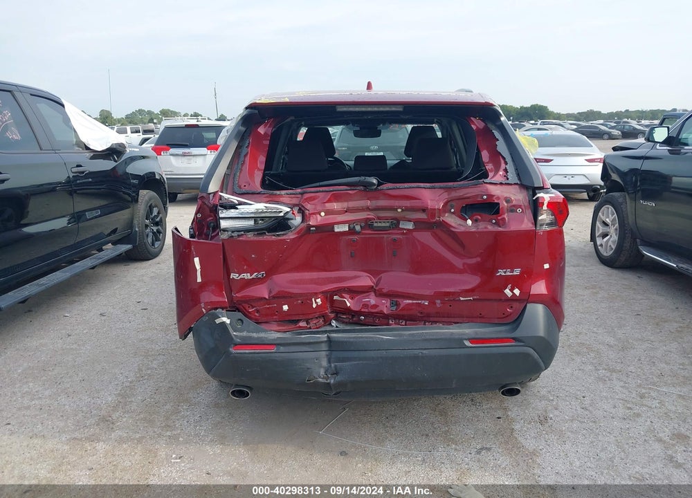 2022 TOYOTA RAV4 XLE VIN: 2T3W1RFV8NW206913
