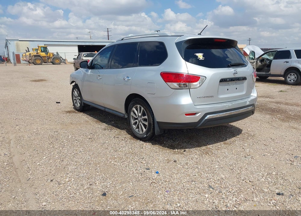 2015 NISSAN PATHFINDER S VIN: 5N1AR2MN3FC692625