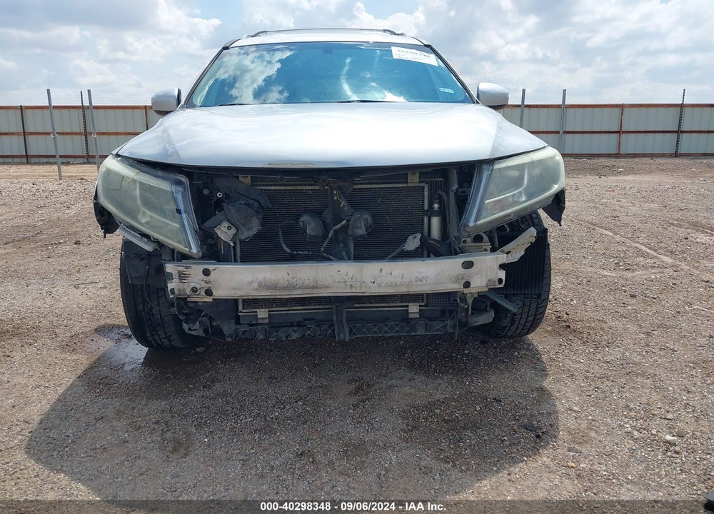 2015 NISSAN PATHFINDER S VIN: 5N1AR2MN3FC692625