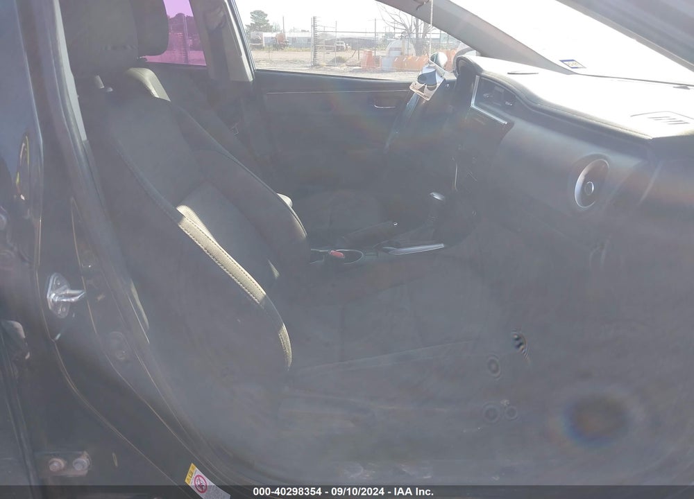 2019 TOYOTA COROLLA LE VIN: 5YFBURHE1KP887859