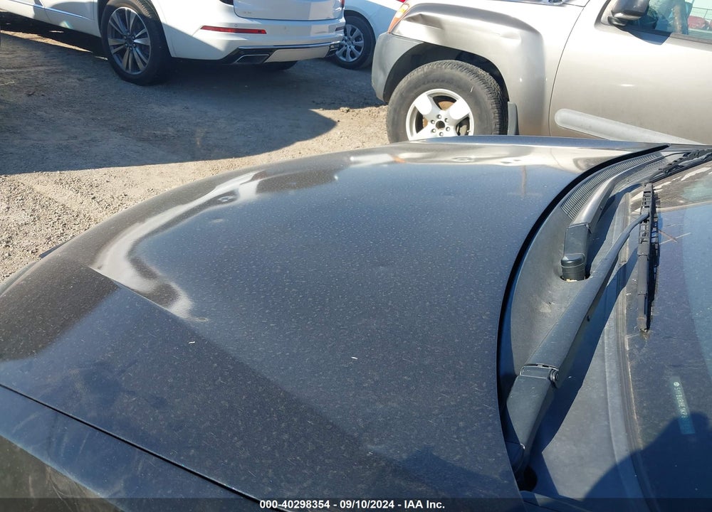 2019 TOYOTA COROLLA LE VIN: 5YFBURHE1KP887859