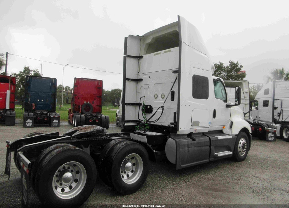 2019 INTERNATIONAL LT625 VIN: 3HSDZAPR1KN396586